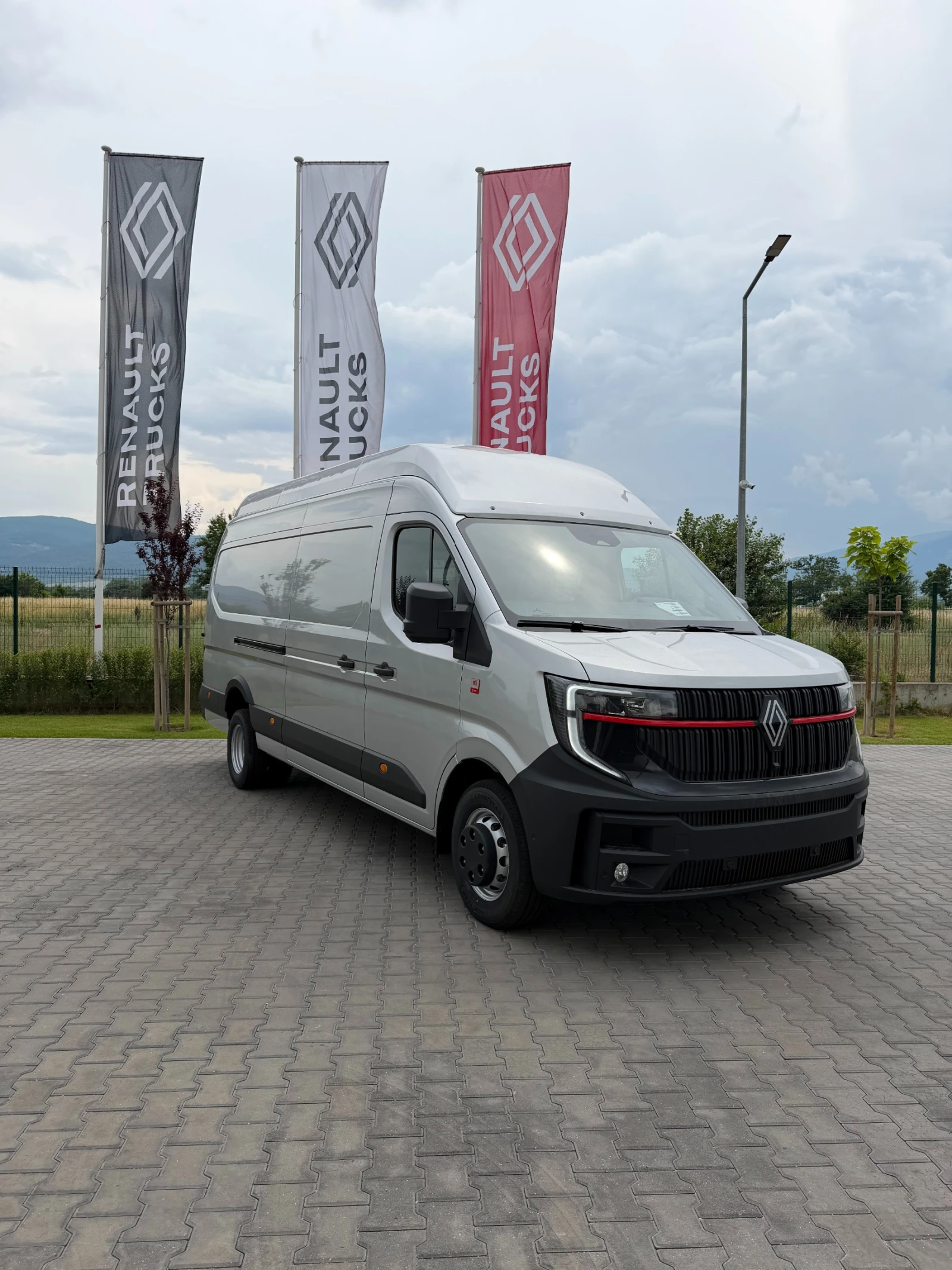 Renault Master RED EDITION* НАЛИЧЕН* L4H3* СИВ МЕТАЛИК* , снимка 3 - Бусове и автобуси - 55050478