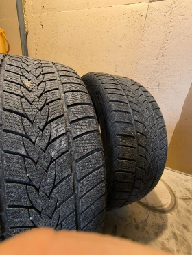 Гуми Зимни 255/40R20, снимка 7 - Гуми и джанти - 52996307