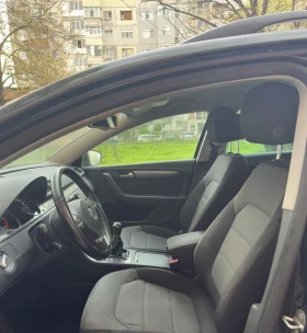 VW Passat 2.0TDI Bi-XENON/Подгреви/Автопилот/Климатроник, снимка 14