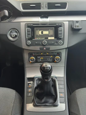 VW Passat 2.0TDI Bi-XENON/Подгреви/Автопилот/Климатроник, снимка 11