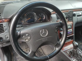 Mercedes-Benz E 220, снимка 8