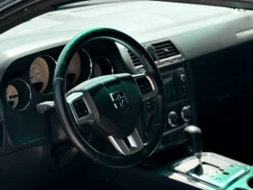 Dodge Challenger 3.6/V6/305HP/BLACK/CAM/NAVI | Mobile.bg    7