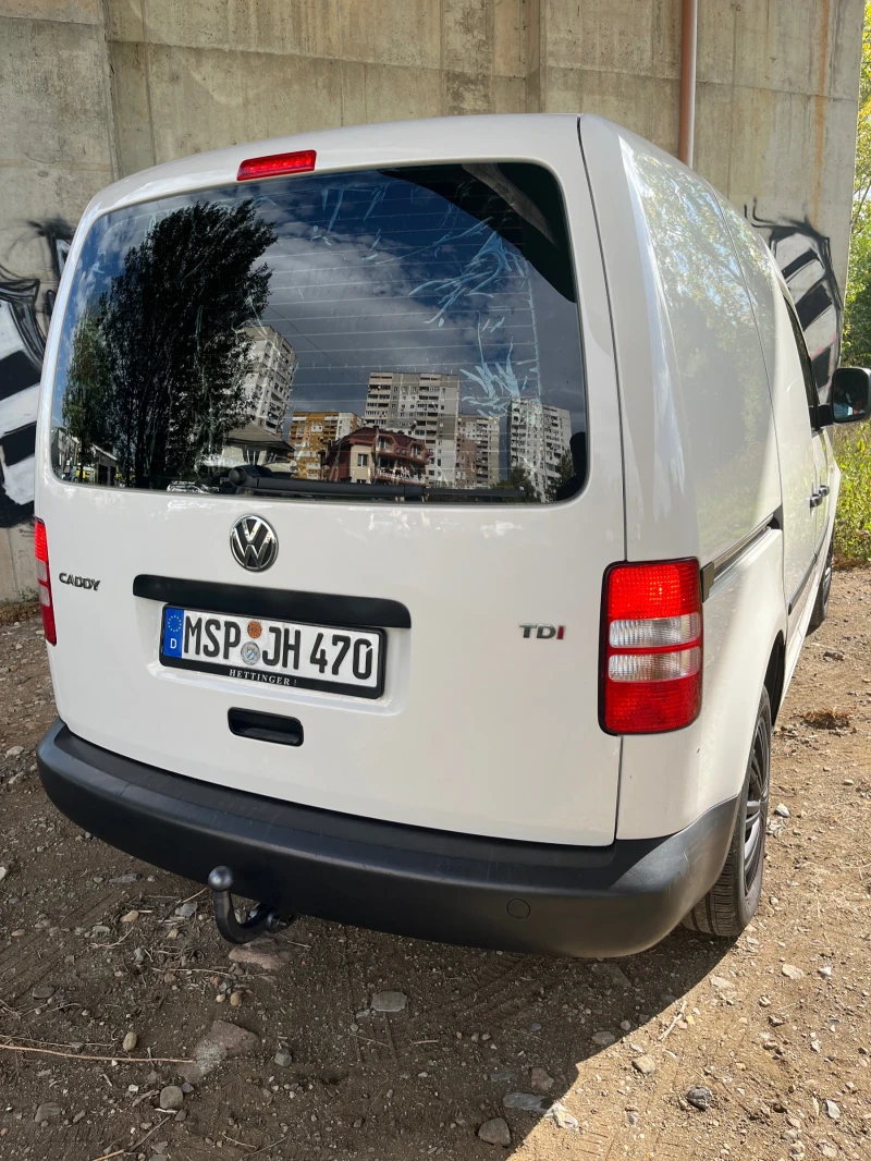 VW Caddy 1.6 TDI, снимка 11 - Автомобили и джипове - 47637279