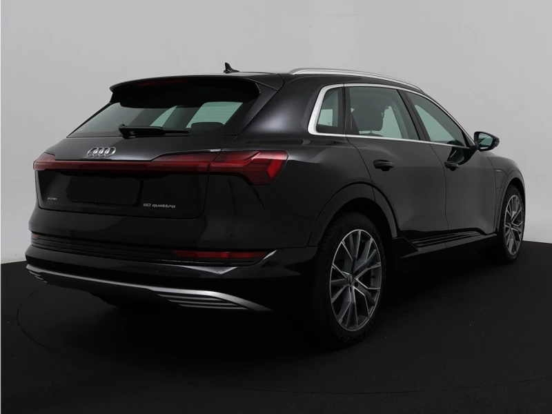 Audi E-Tron 50 LAUNCH EDITION QUATTRO ЛИЗИНГ, снимка 3 - Автомобили и джипове - 47593026