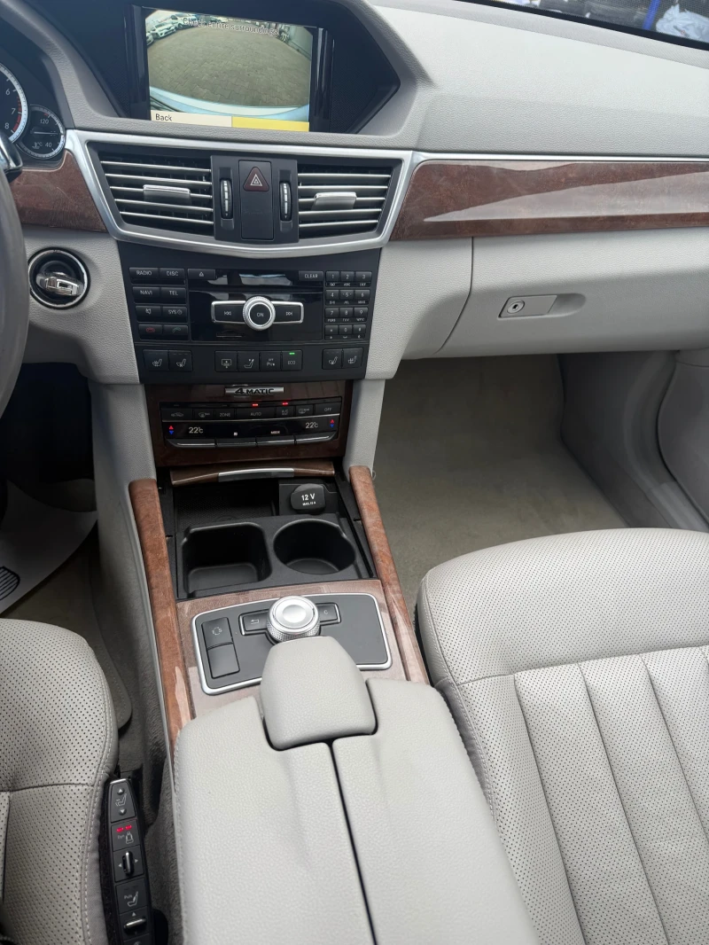 Mercedes-Benz E 350 3.5/4matik/FULL/FULL/FULL!, снимка 5 - Автомобили и джипове - 47793234