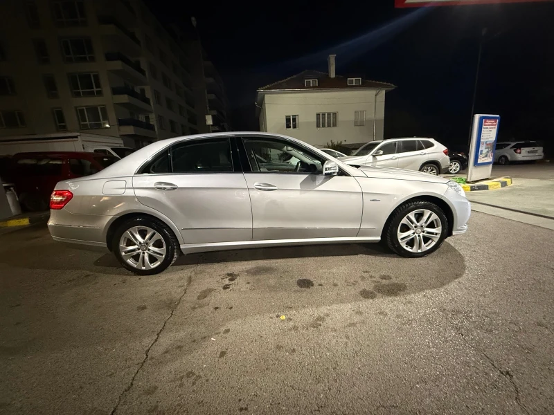 Mercedes-Benz E 350 3.5/4matik/FULL/FULL/FULL!, снимка 17 - Автомобили и джипове - 47793234