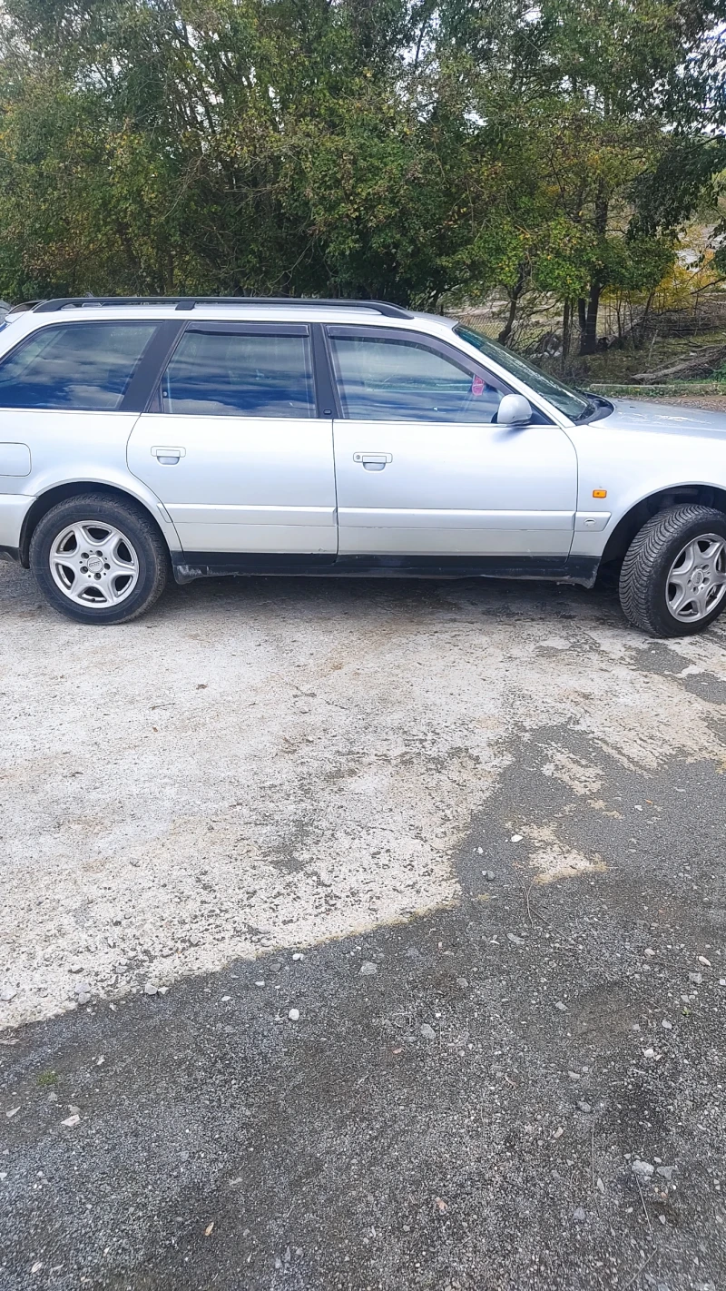 Audi A6 Комби , снимка 4 - Автомобили и джипове - 52747013