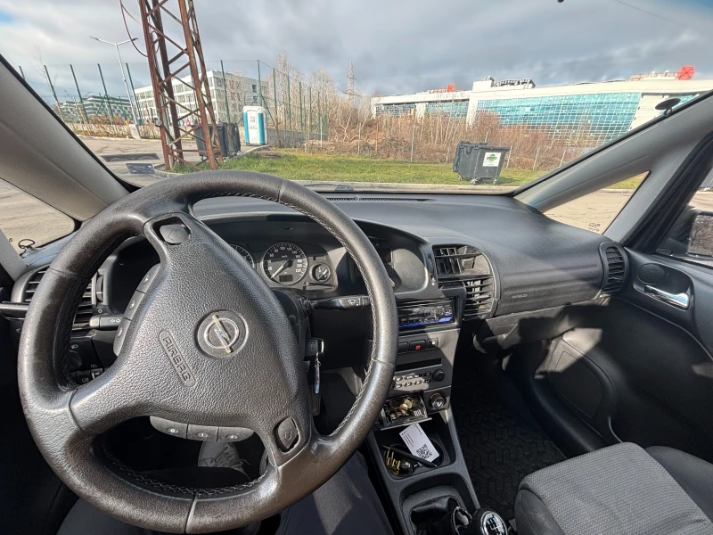 Opel Zafira Elegance - Meтан, снимка 8 - Автомобили и джипове - 48325528