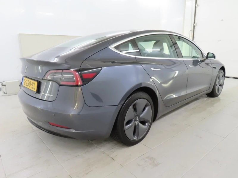 Tesla Model 3 Long Range, снимка 2 - Автомобили и джипове - 48748902