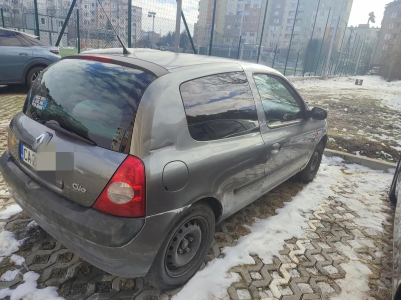 Renault Clio, снимка 3 - Автомобили и джипове - 48759199