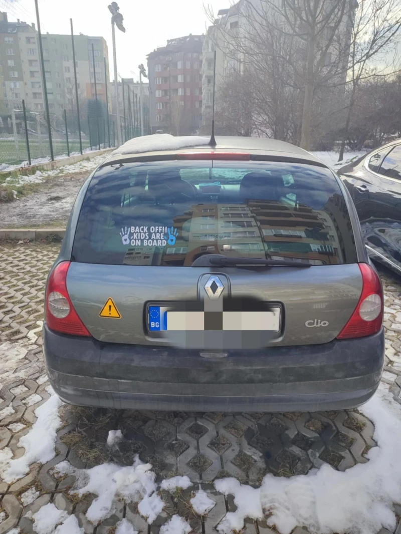 Renault Clio, снимка 2 - Автомобили и джипове - 48759199