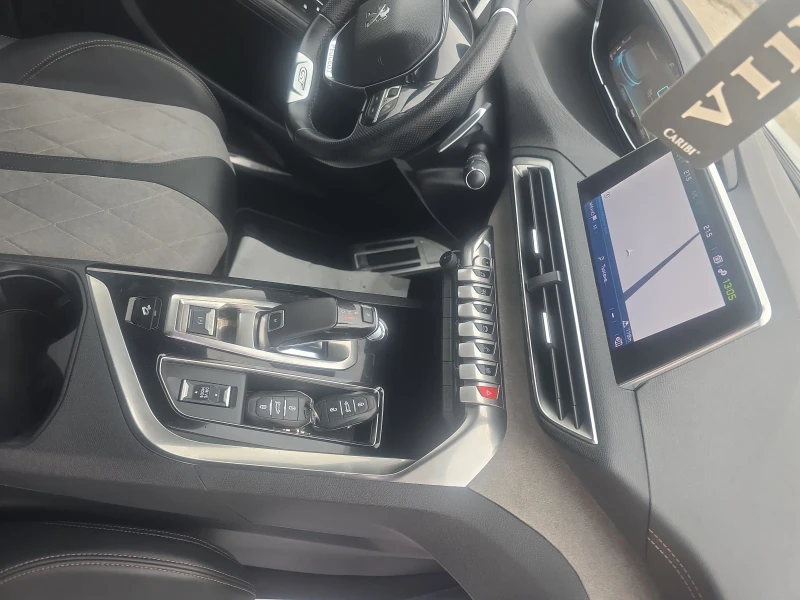 Peugeot 3008 Gt, Plug Hibrid, 4x4, 300Hp, Camera, Distronik, снимка 10 - Автомобили и джипове - 51202298