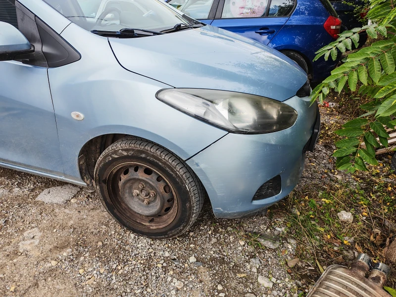 Mazda 2 1.4hdi, снимка 2 - Автомобили и джипове - 52567402