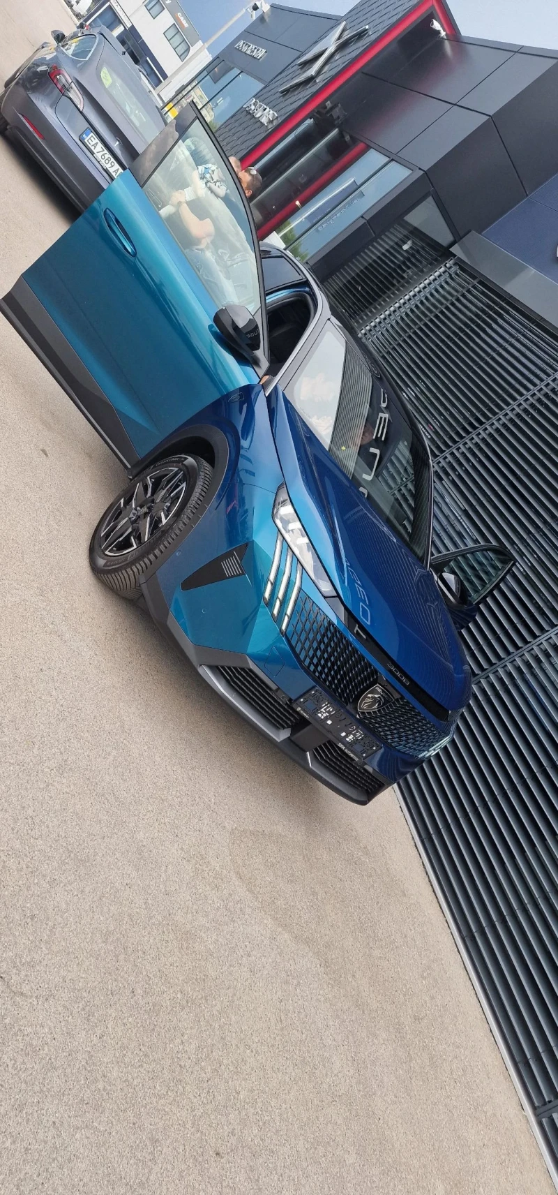 Peugeot 3008 145 48v Hybrid - Matrix/Масаж - всички екстри 