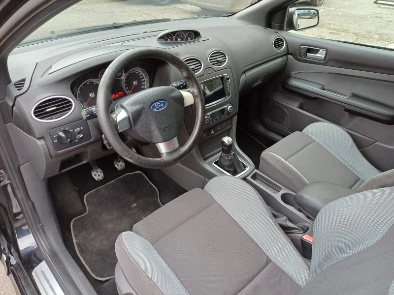 Ford Focus ST 2.5i 20V 226 к.с. LPG, снимка 11 - Автомобили и джипове - 52651073