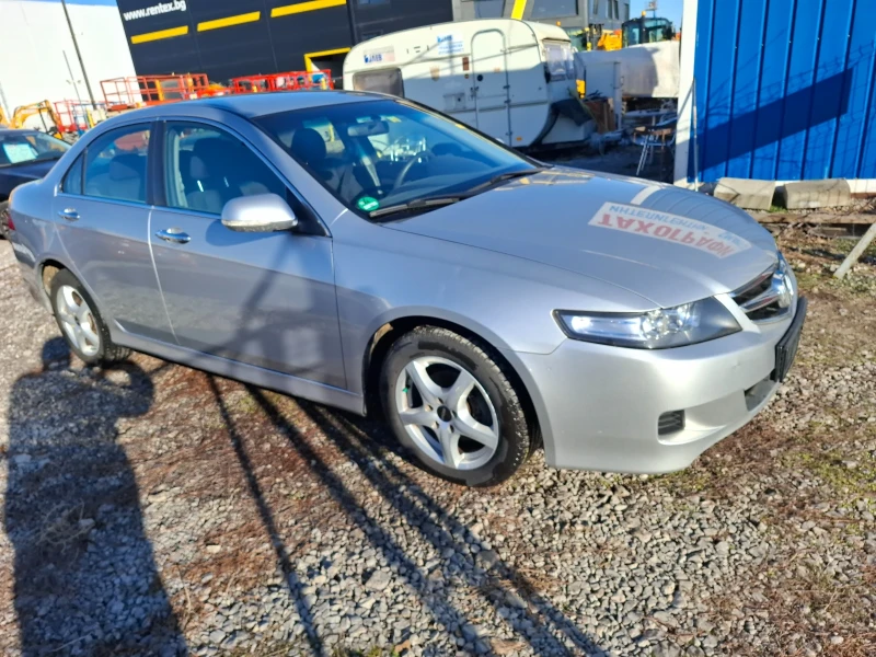 Honda Accord 2.0VTEC , снимка 2 - Автомобили и джипове - 53231251