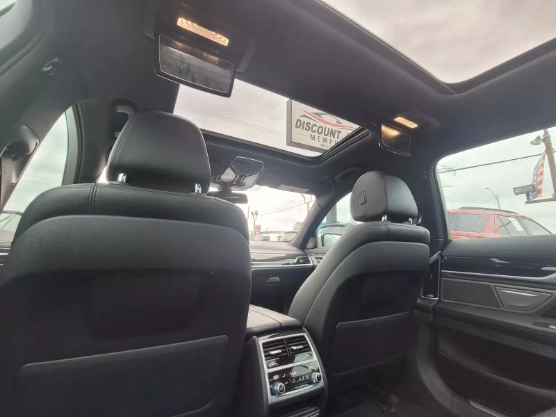 BMW 740 L M-PACK* HARMAN* KEYLESS* APLCRPL* ПАНО - изображение 10