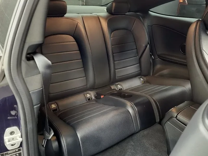 Mercedes-Benz C 200 COUPE, снимка 12 - Автомобили и джипове - 54911427