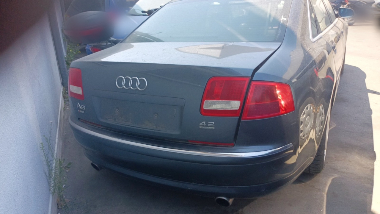 Audi A8 bmf 4.2fsi - изображение 1