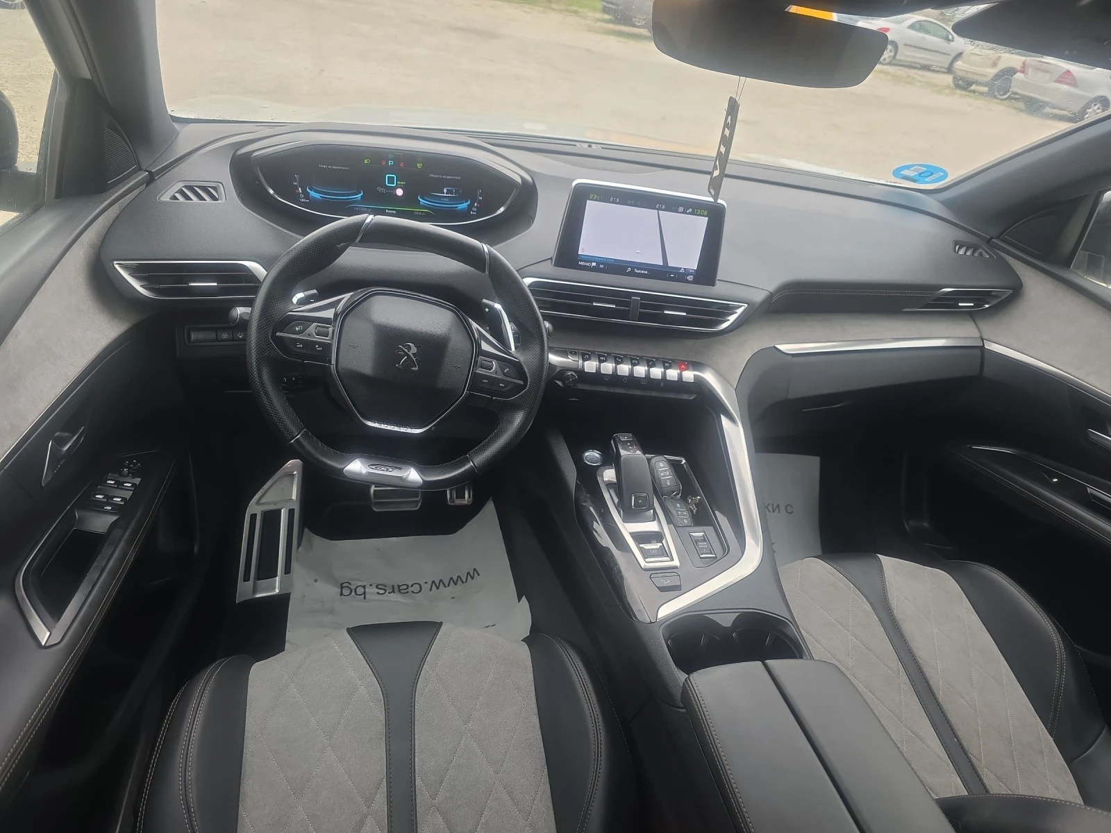 Peugeot 3008 Gt, Plug Hibrid, 4x4, 300Hp, Camera, Distronik | Mobile.bg   17