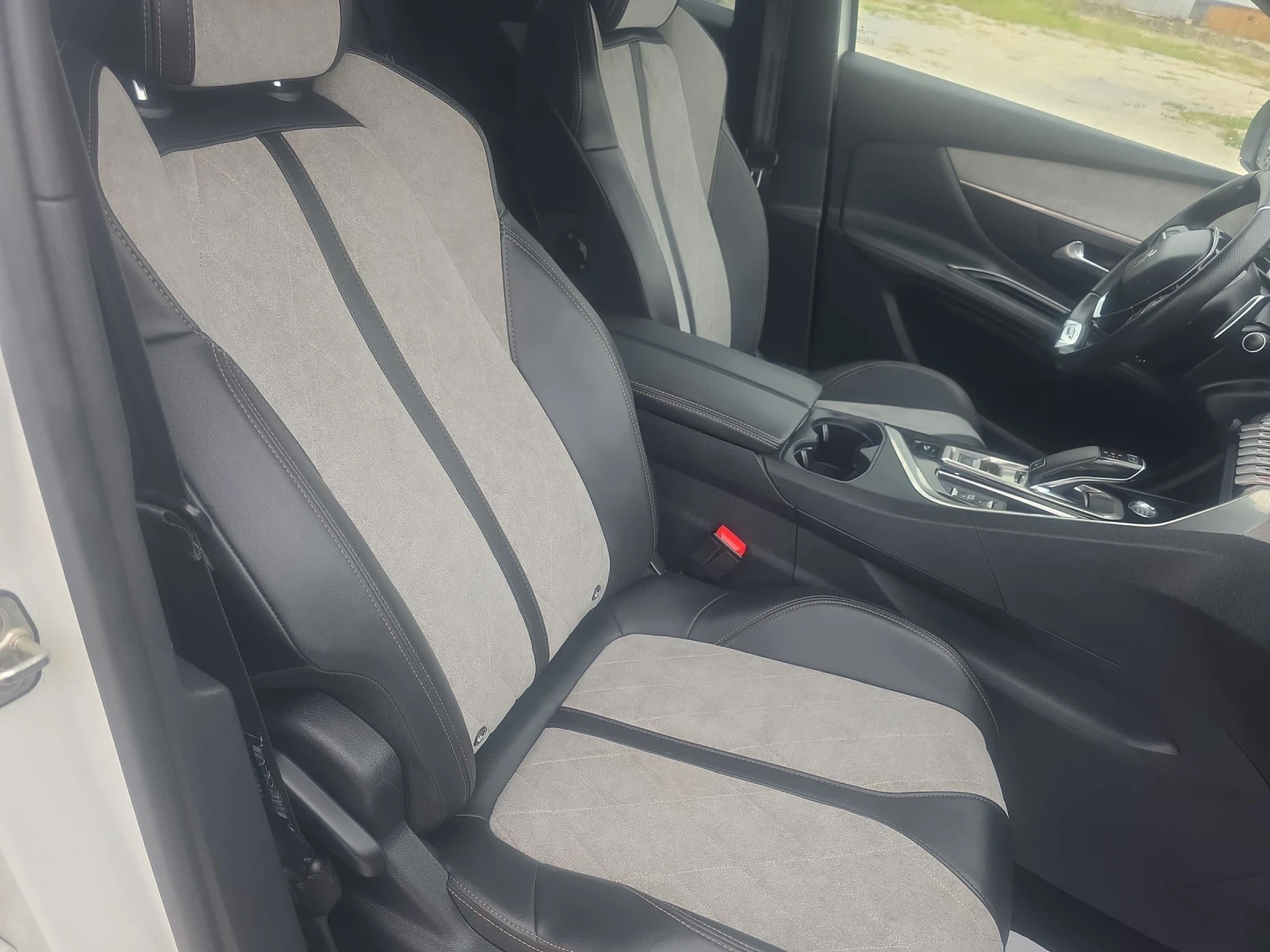 Peugeot 3008 Gt, Plug Hibrid, 4x4, 300Hp, Camera, Distronik | Mobile.bg   14