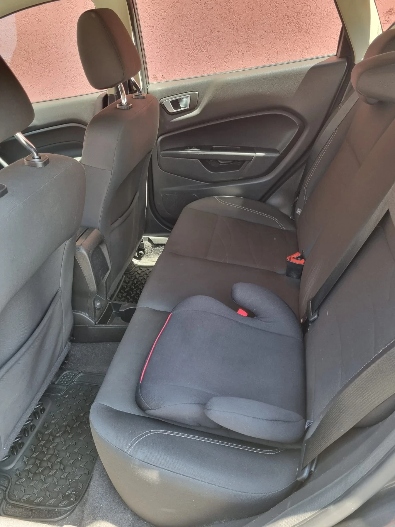 Ford Fiesta  - изображение 3