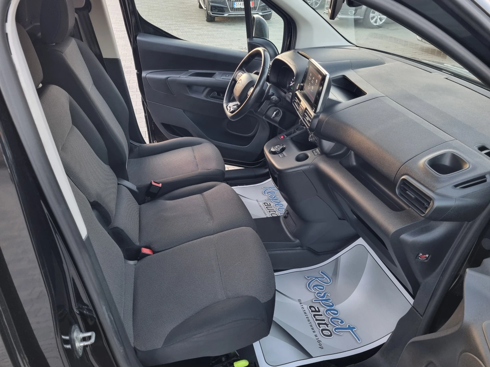 Citroen Berlingo 1.5HDi-131ps EAT8 / 2021�. �������� �������! | Mobile.bg � ����������� 11