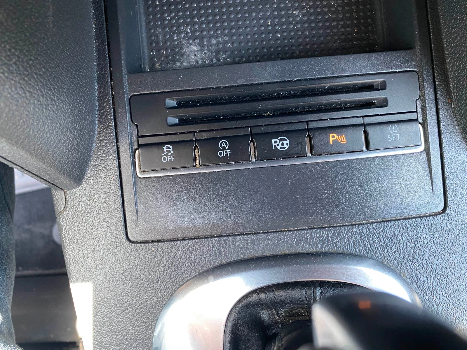 VW Touran, снимка 13 - Автомобили и джипове - 53760004