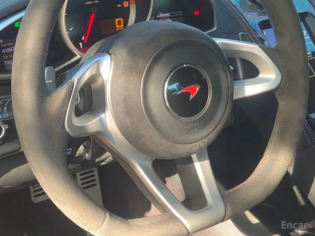 McLaren 650S, снимка 8 - Автомобили и джипове - 54358813