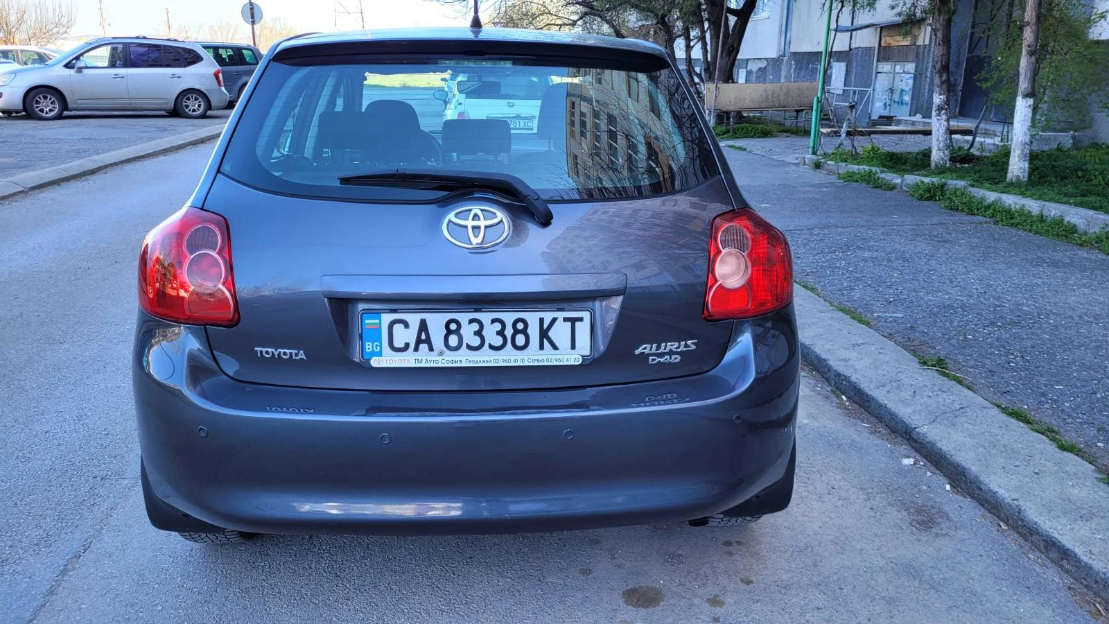 Toyota Auris 1.4 d4d Automatic 114000км., снимка 5 - Автомобили и джипове - 54421852