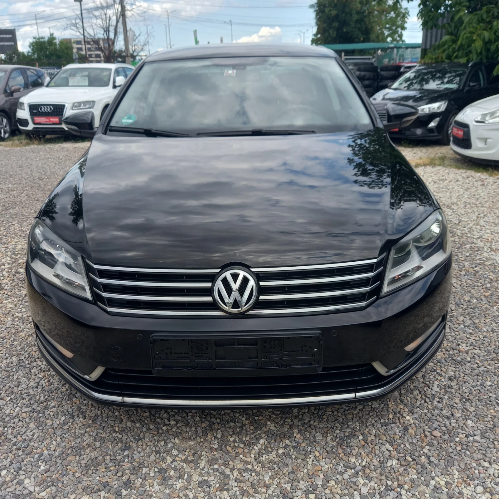 VW Passat 20.тди, навигация камера подгрев., снимка 2 - Автомобили и джипове - 55176828