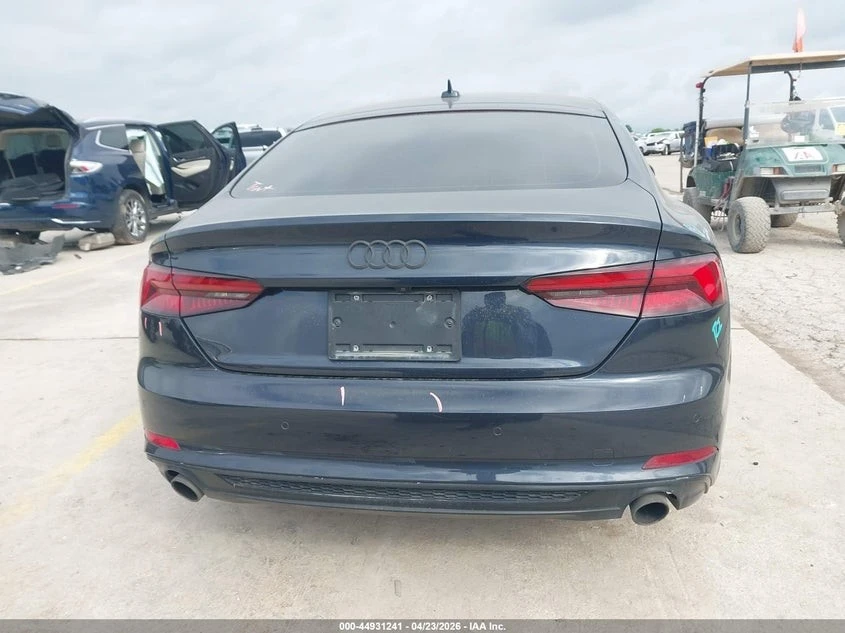 Audi A5 * ПАНО* KEYLESS* Camera* ПОДГРЕВ* , снимка 15 - Автомобили и джипове - 55321683
