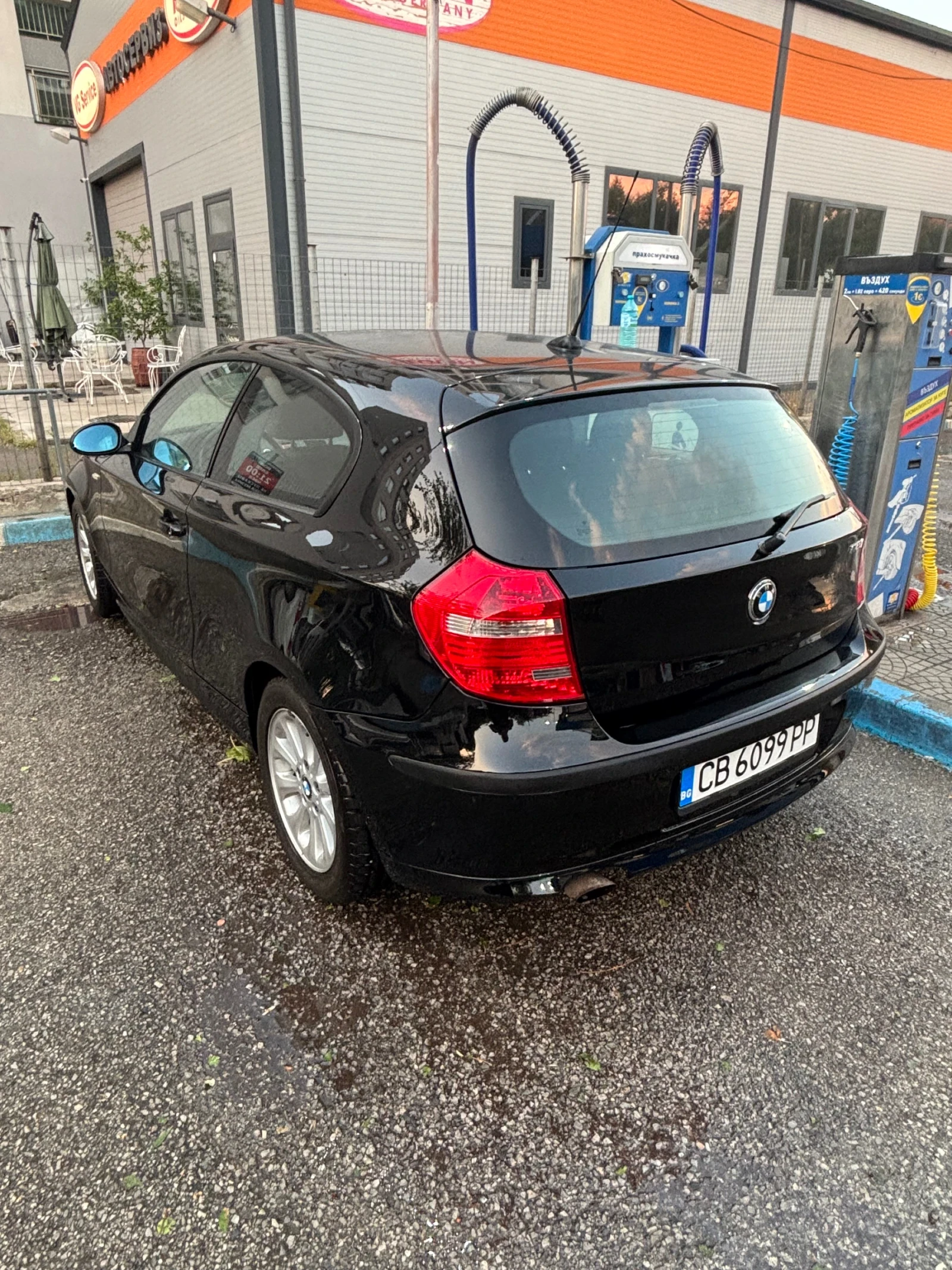 BMW 116 i, снимка 4 - Автомобили и джипове - 55792589