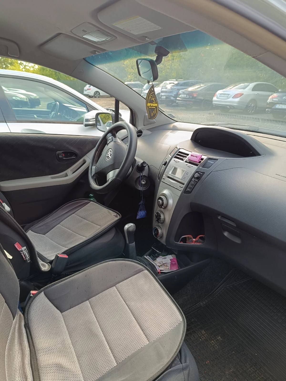 Toyota Yaris, снимка 4 - Автомобили и джипове - 55837750
