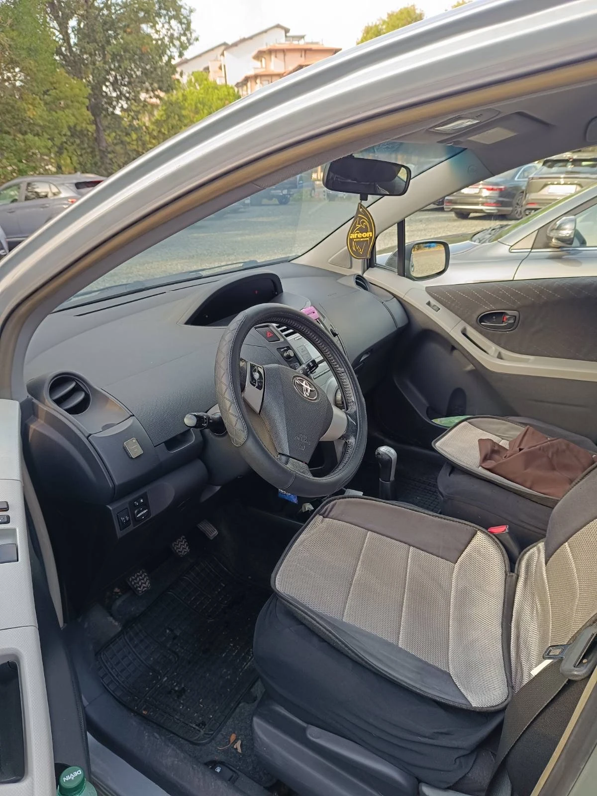 Toyota Yaris, снимка 5 - Автомобили и джипове - 55837750