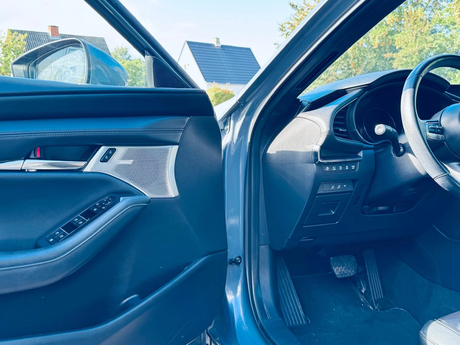 Mazda 3 1, 8 SkyActiv.D 116 Cosmo aut. Headup, BOSE, кожа, снимка 17 - Автомобили и джипове - 55961831