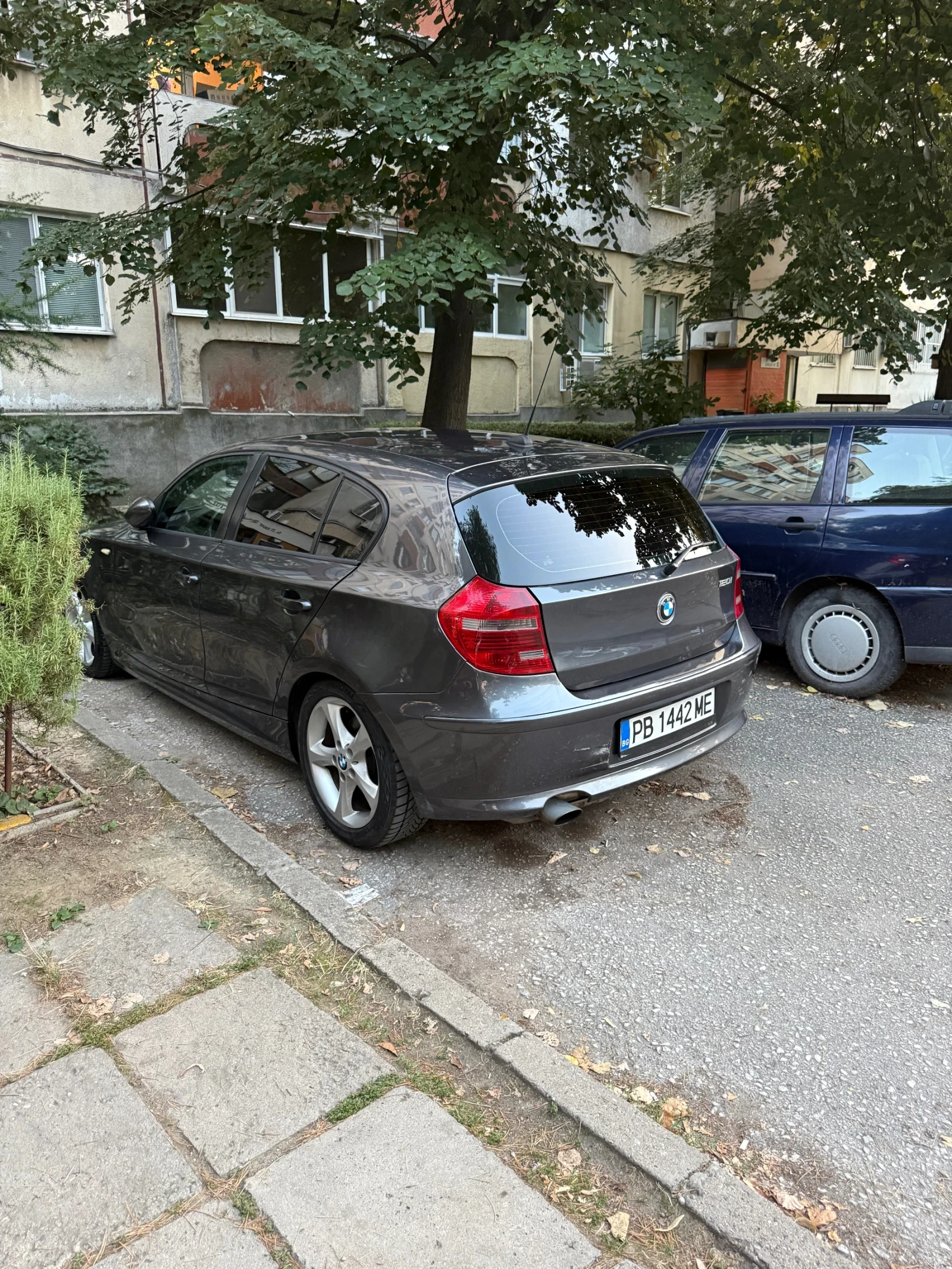 BMW 120 2.0, снимка 9 - Автомобили и джипове - 56318747