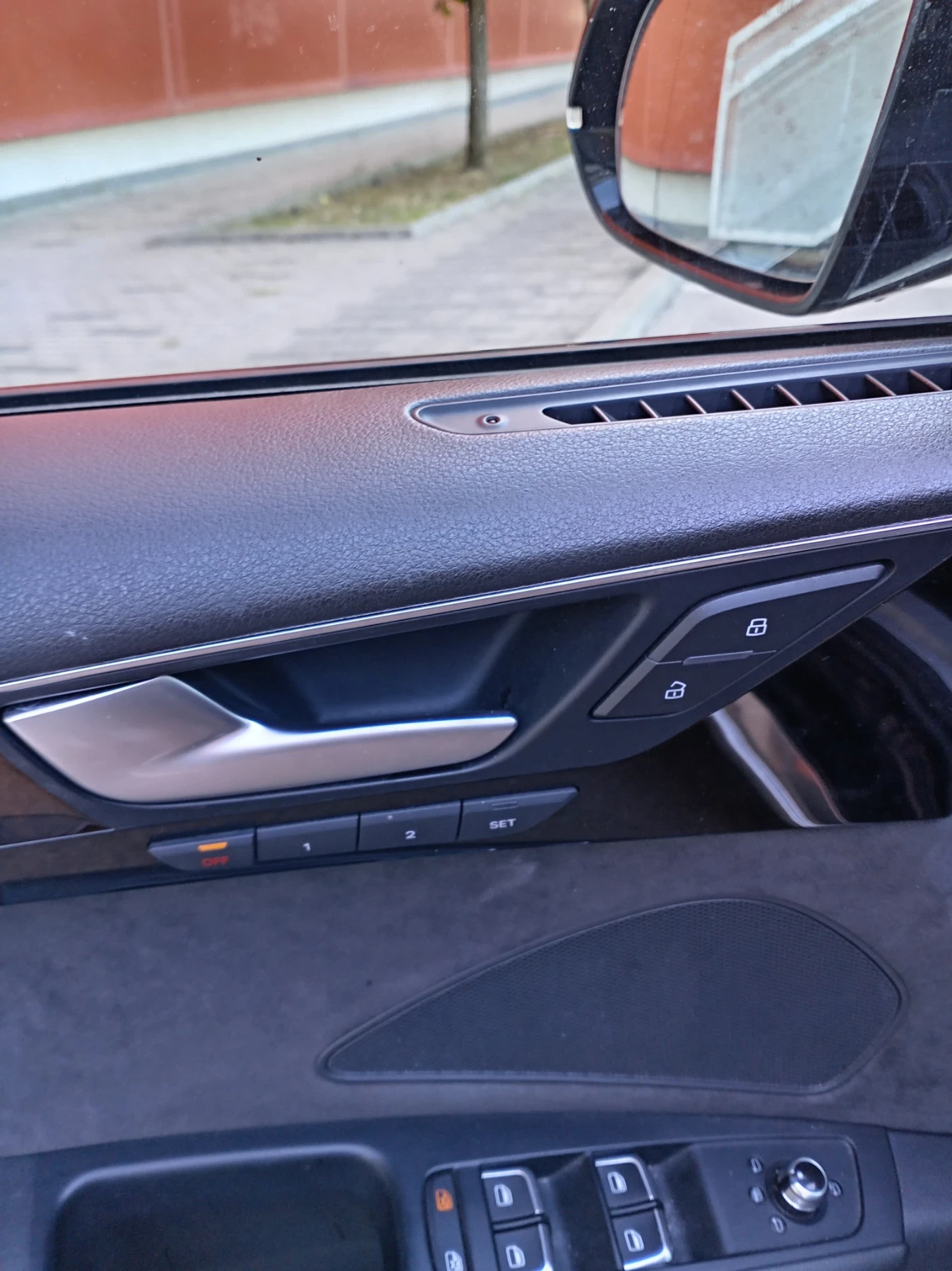 Audi A8, снимка 12 - Автомобили и джипове - 56348268
