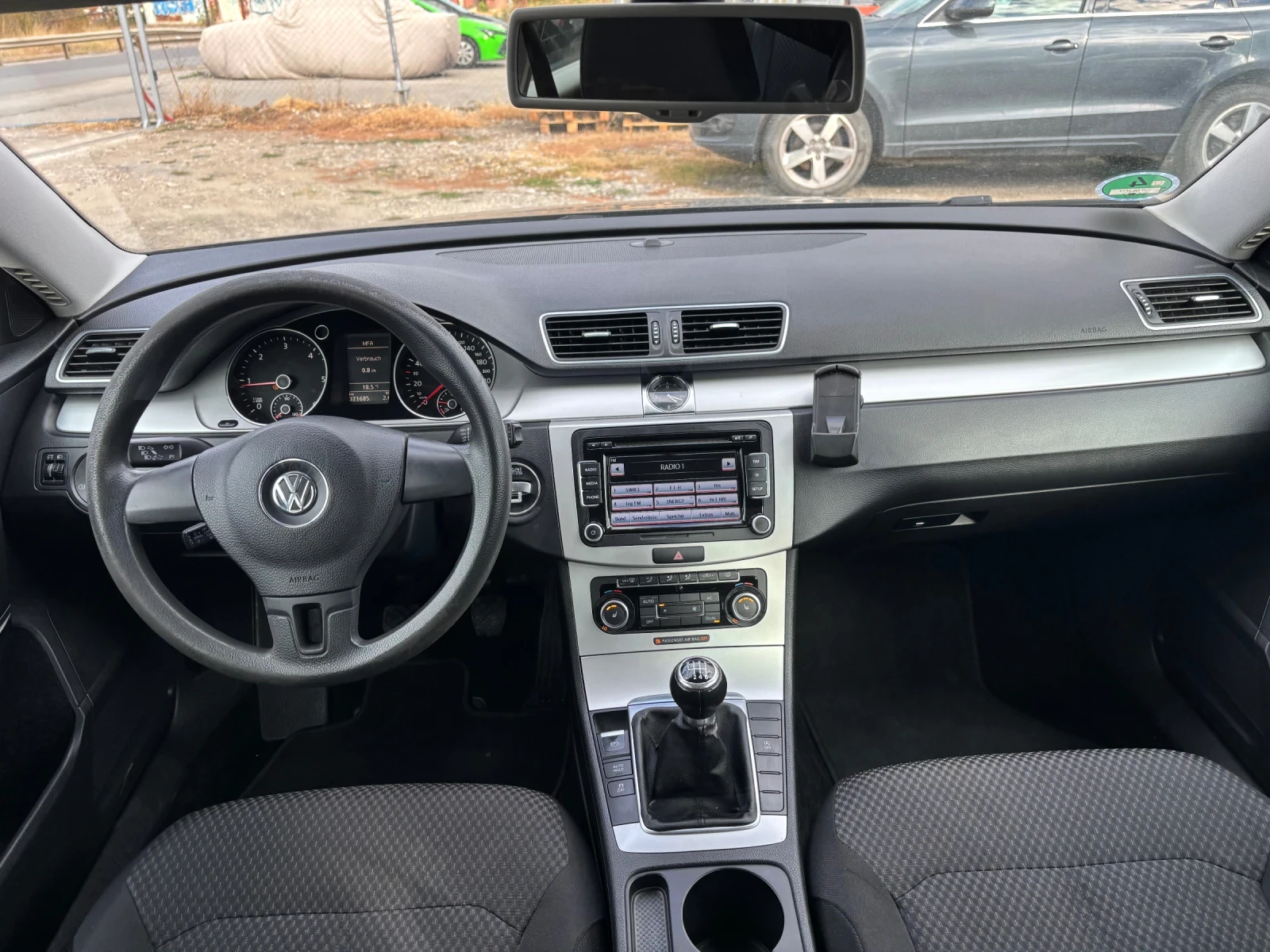 VW Passat 2.0 TDI 140кс, снимка 9 - Автомобили и джипове - 56394454