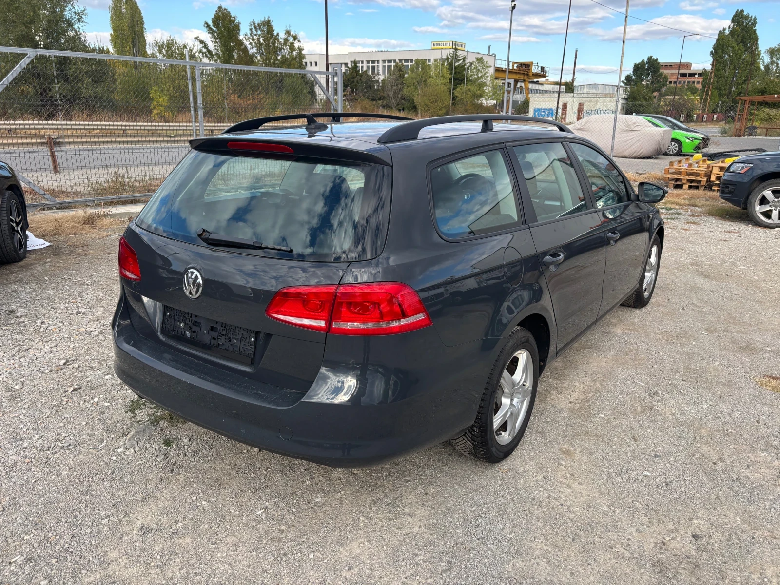 VW Passat 2.0 TDI 140кс, снимка 7 - Автомобили и джипове - 56394454