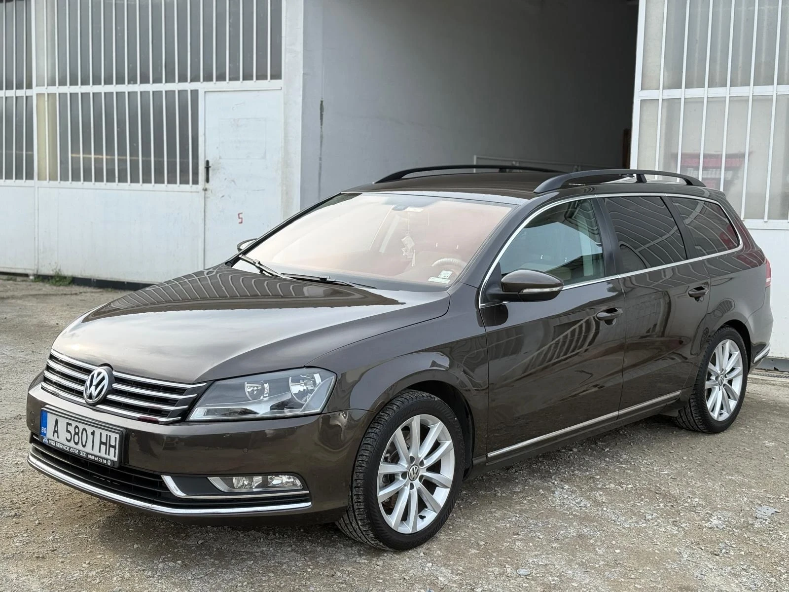 VW Passat, снимка 5 - Автомобили и джипове - 56395684