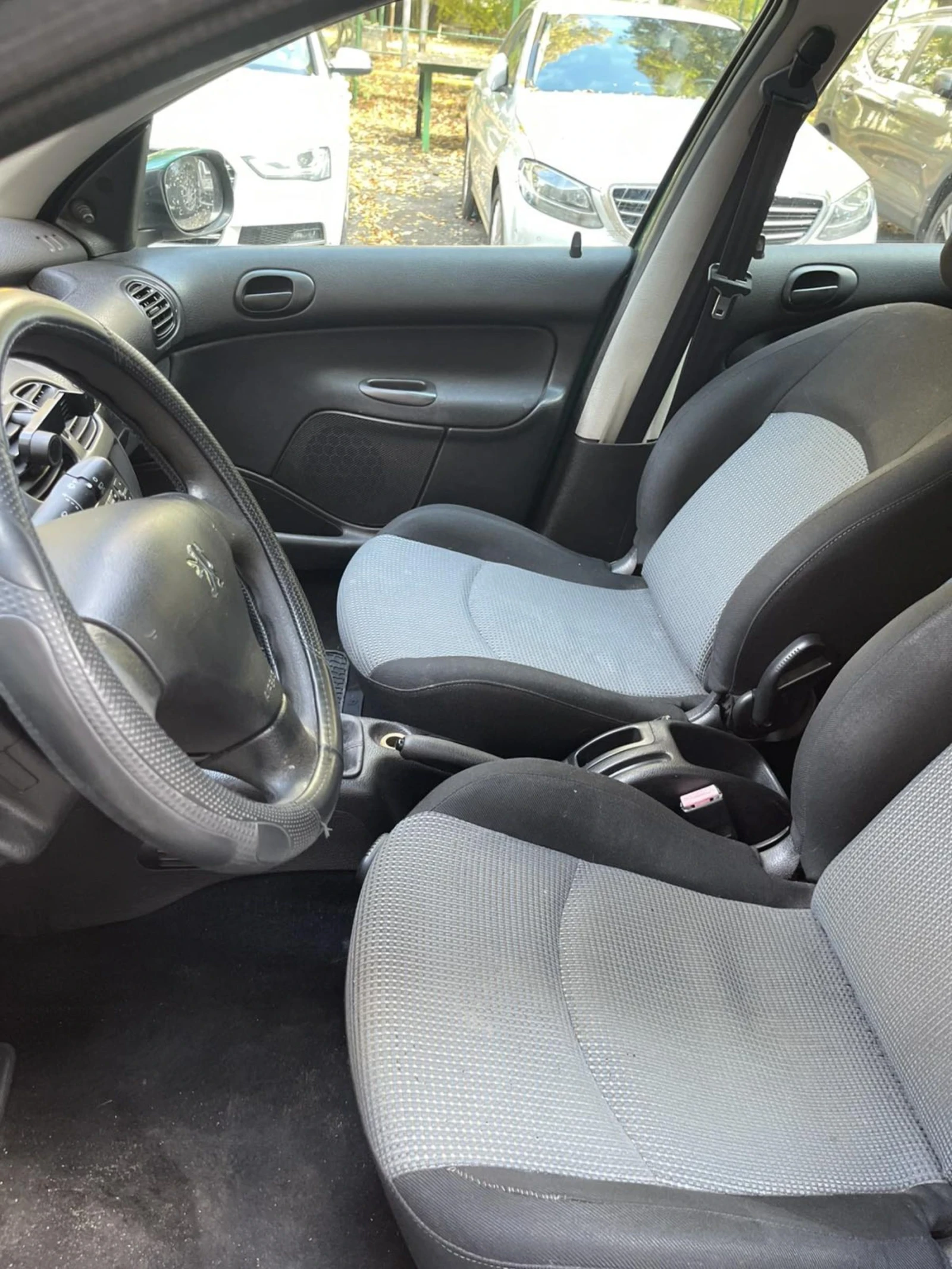 Peugeot 206, снимка 6 - Автомобили и джипове - 56485060