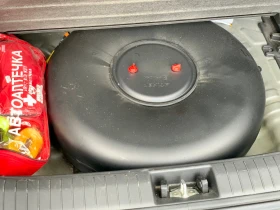 Hyundai Kona 2.0i AWD Газов инжекцион , снимка 16