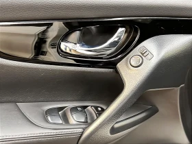 Nissan Qashqai * AWD CVT * CARFAX * ОПЦИЯ ЗА ФИНАНСИРАНЕ, снимка 11