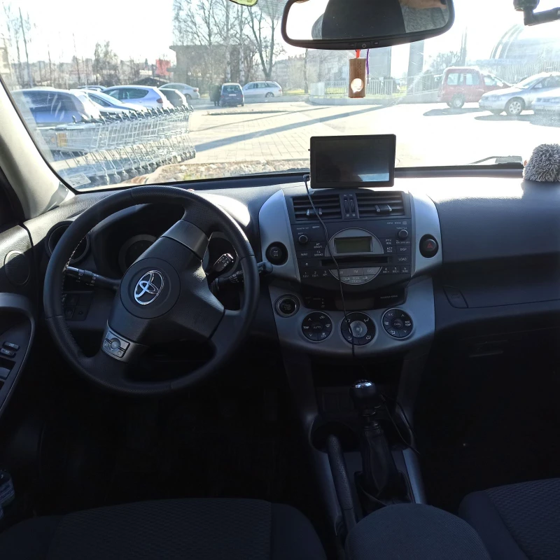 Toyota Rav4, снимка 8 - Автомобили и джипове - 52773919