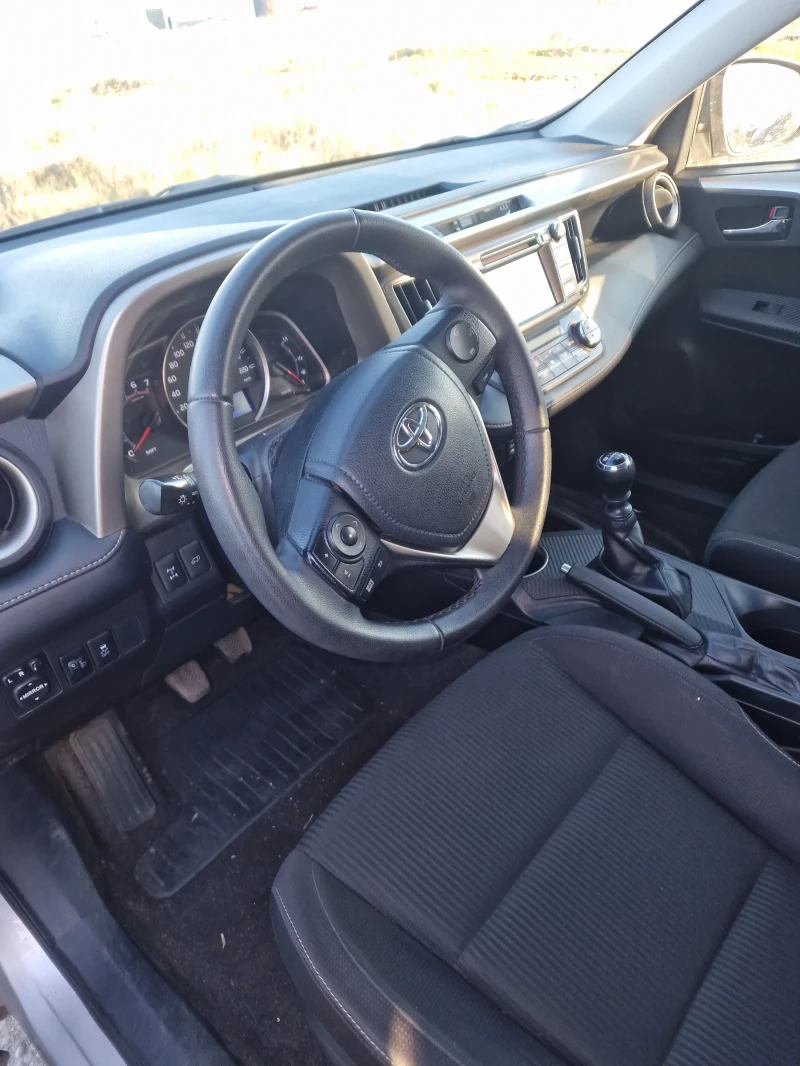 Toyota Rav4, снимка 3 - Автомобили и джипове - 52851513