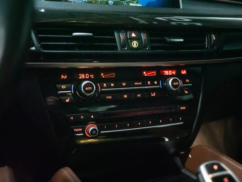 BMW X6 xDrive35i* Автокредит* (Цена до БГ), снимка 14 - Автомобили и джипове - 53434388