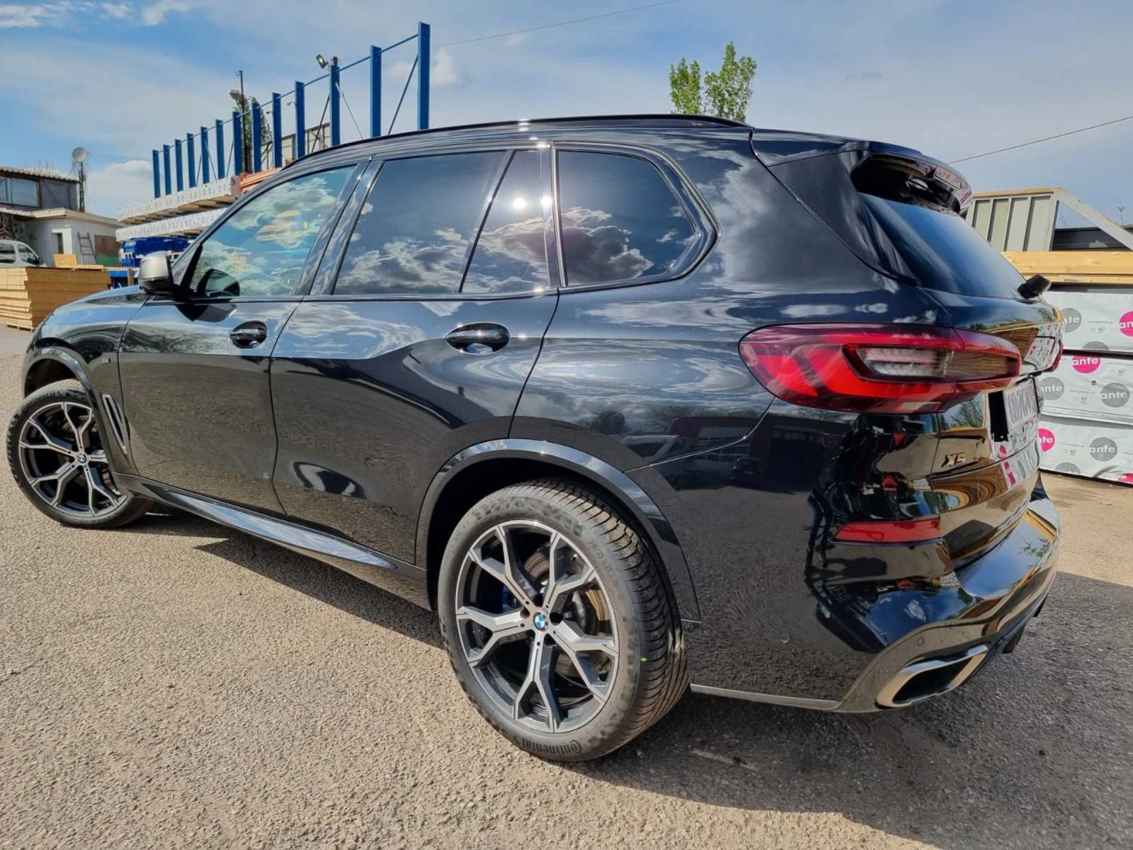 BMW X5 M50 - изображение 4