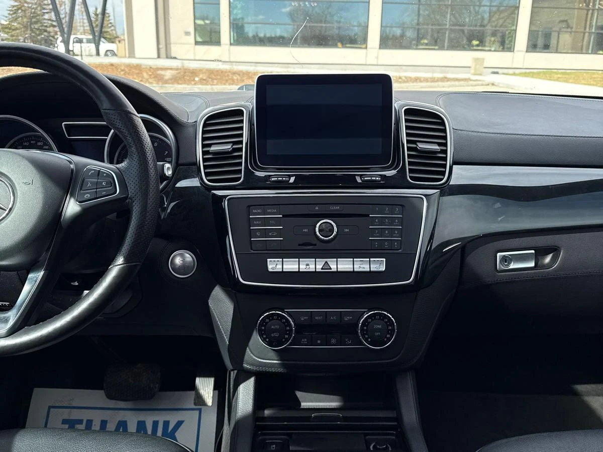 Mercedes-Benz GLE 500 550 AMG * CARFAX* ОПЦИЯ ЗА ФИНАНСИРАНЕ*  - изображение 9