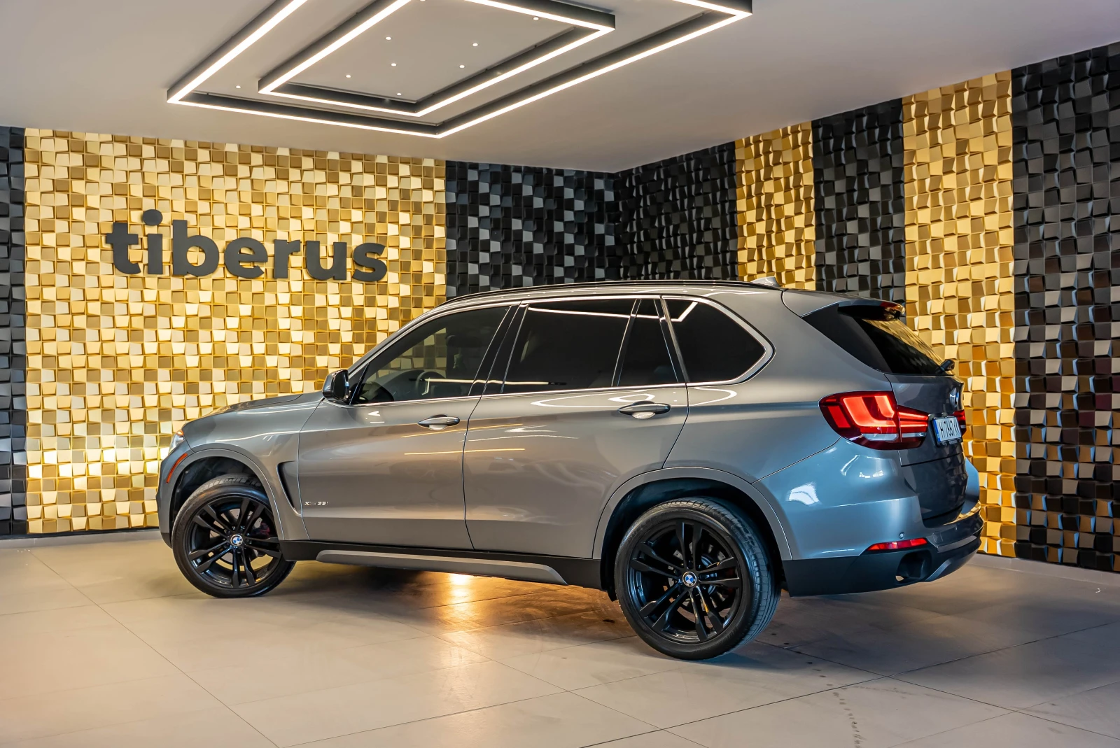 BMW X5 35i xDrive - изображение 6